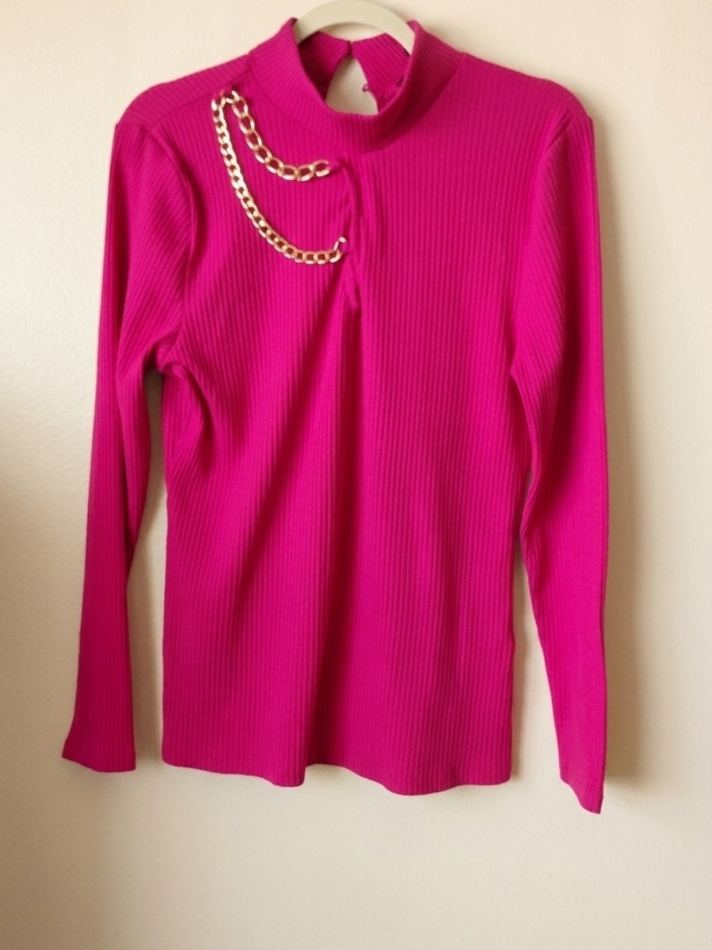 Women's Hot Pink Ribbed Long Sleeve Top with Gold Chain Detail